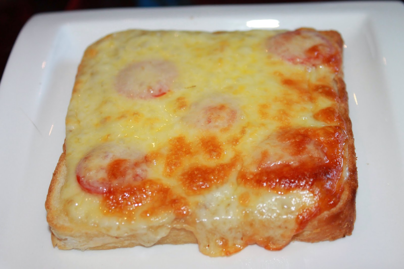 Tomaten Toast Mit Käse überbacken — Rezepte Suchen