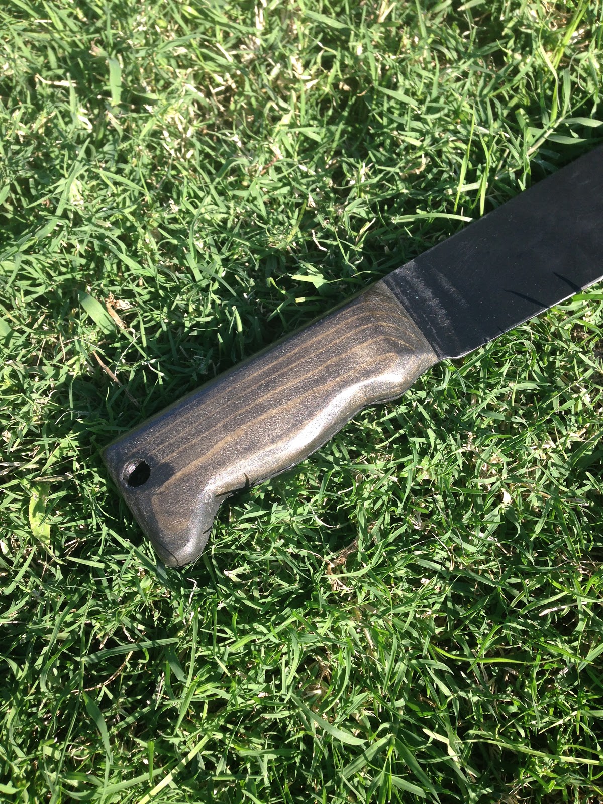 a Memphis Traveler DIY Machete Handle Upgrade