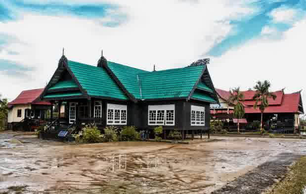 Rumah Adat Kalimantan Utara