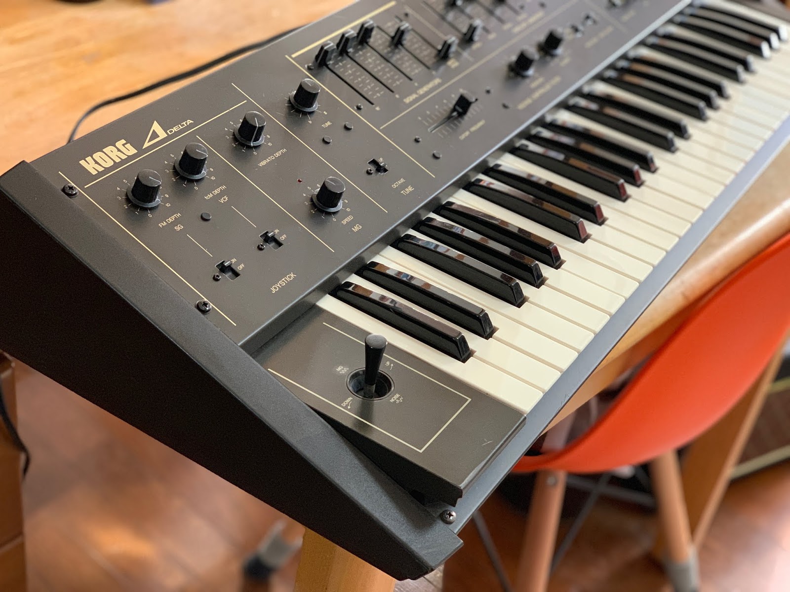 Delta DL50 Strings Synthesizer