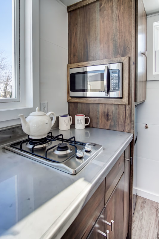 The Cocoa From Modern Tiny Living [ TINY HOUSE TOWN ]