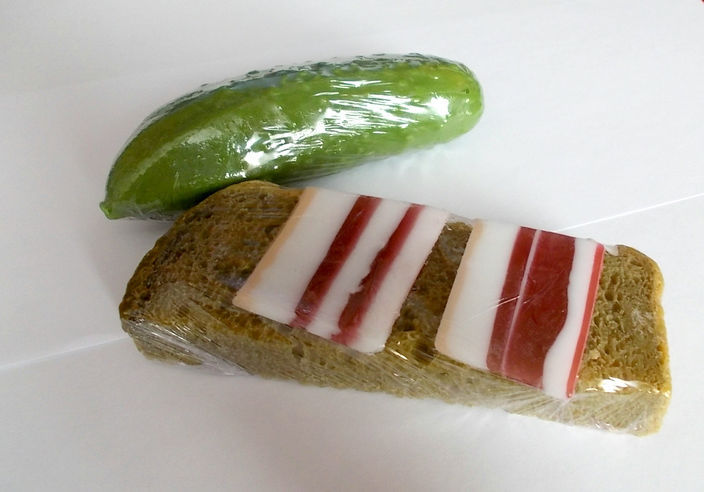 Бутерброд с салом на 23 февраля