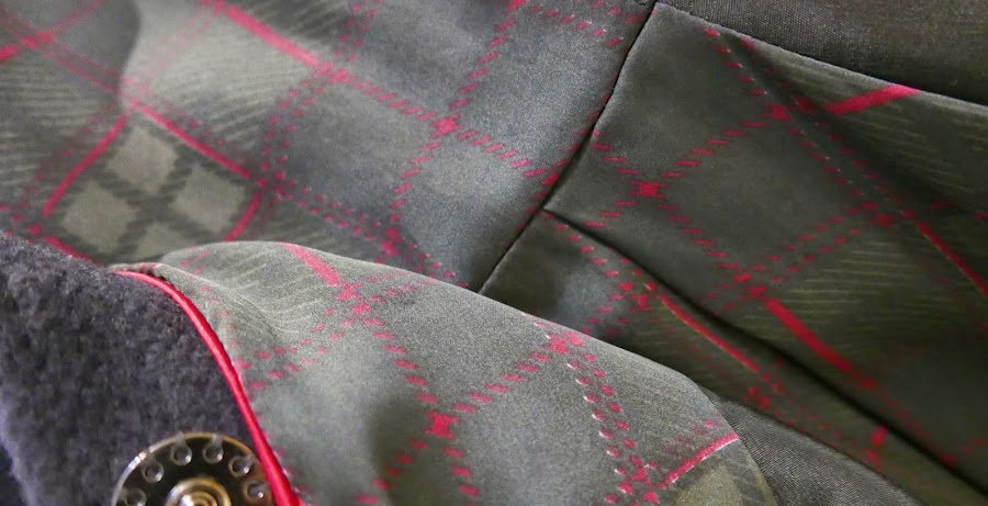 Forro de cuadros con vivo 