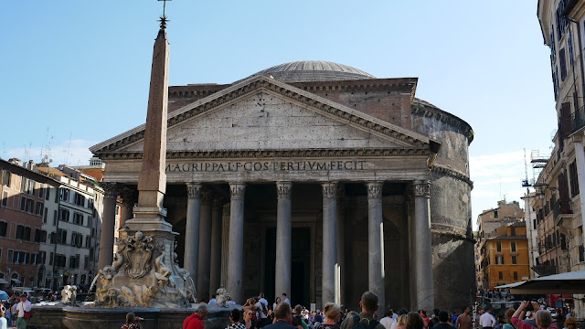 pantheon-Rome