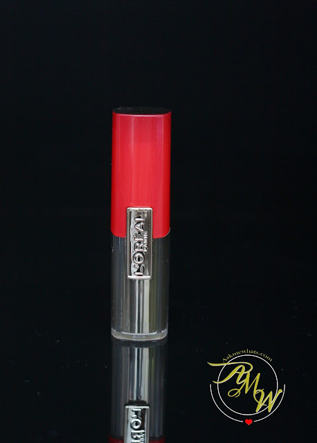 a photo of L'Oreal Balm Caresse in Fearless Red 