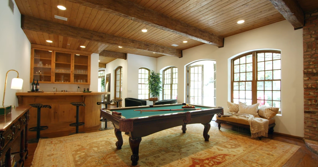 33 Interior Design Photos vs. 9989 Liebe Dr, Beverly Hills, CA Luxury Home Tour