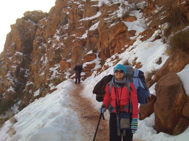 woman backpacking in grand canyon