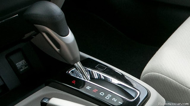 Perbedaan Transmisi Otomatis Biasa dengan CVT ? Perbedaan Transmisi Otomatis Biasa dengan CVT ?