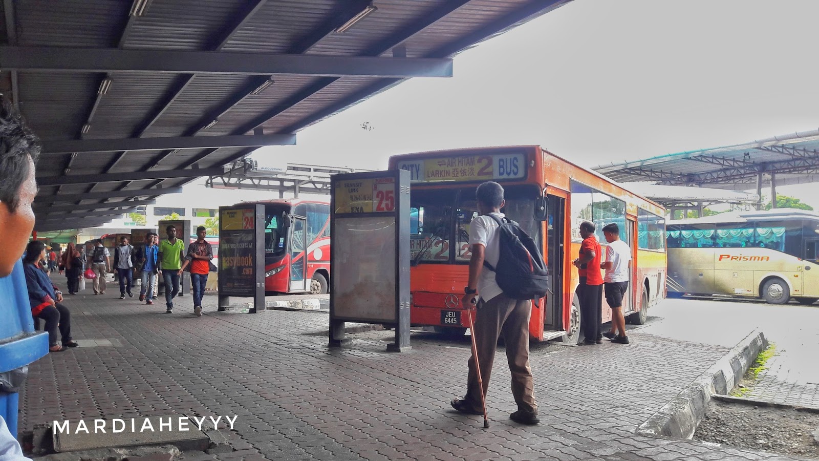 Backpacking SingaporeMelakaKL Story ( DAY 3 = From Singapore to Melaka, Jonker Walk, Kampung Backpacking SingaporeMelakaKL Story ( DAY 3 = From Singapore to Melaka, Jonker Walk, Kampung
