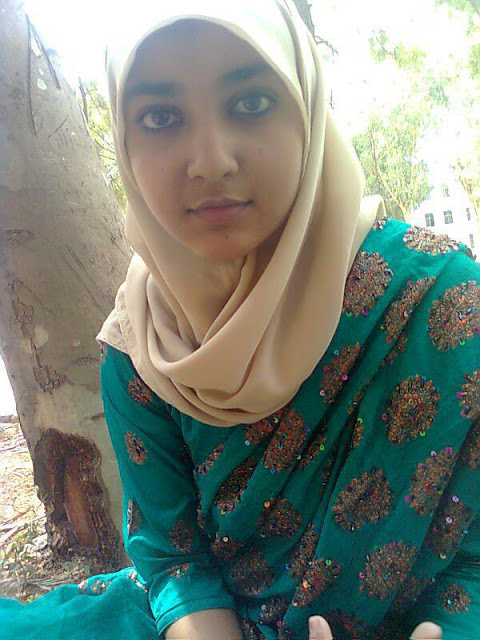 whos lady gaga dating