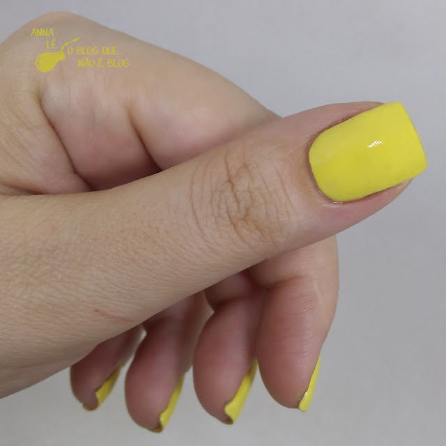 Yumi Cora Esmalte Nailpolish Amarelo Pastel Cremoso