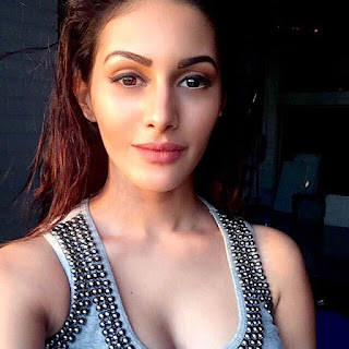 Amyra Dastur 5