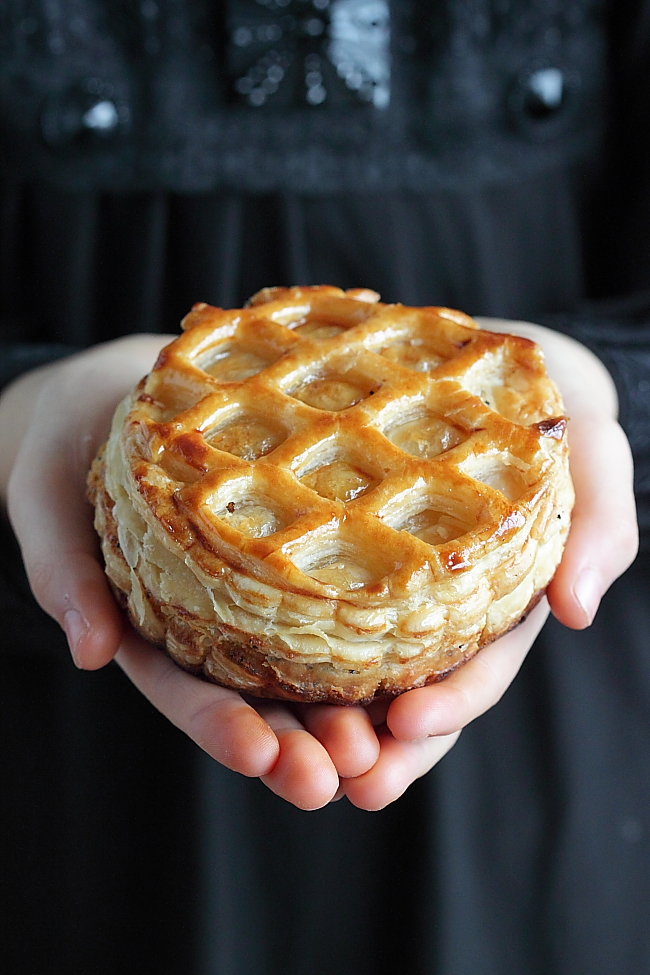 Réalisez de superbes fèves en pâte à sel pour la galette des rois