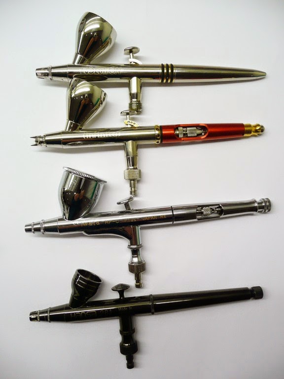 Plastic Corner: My airbrush collection Plastic Corner: My airbrush collection
