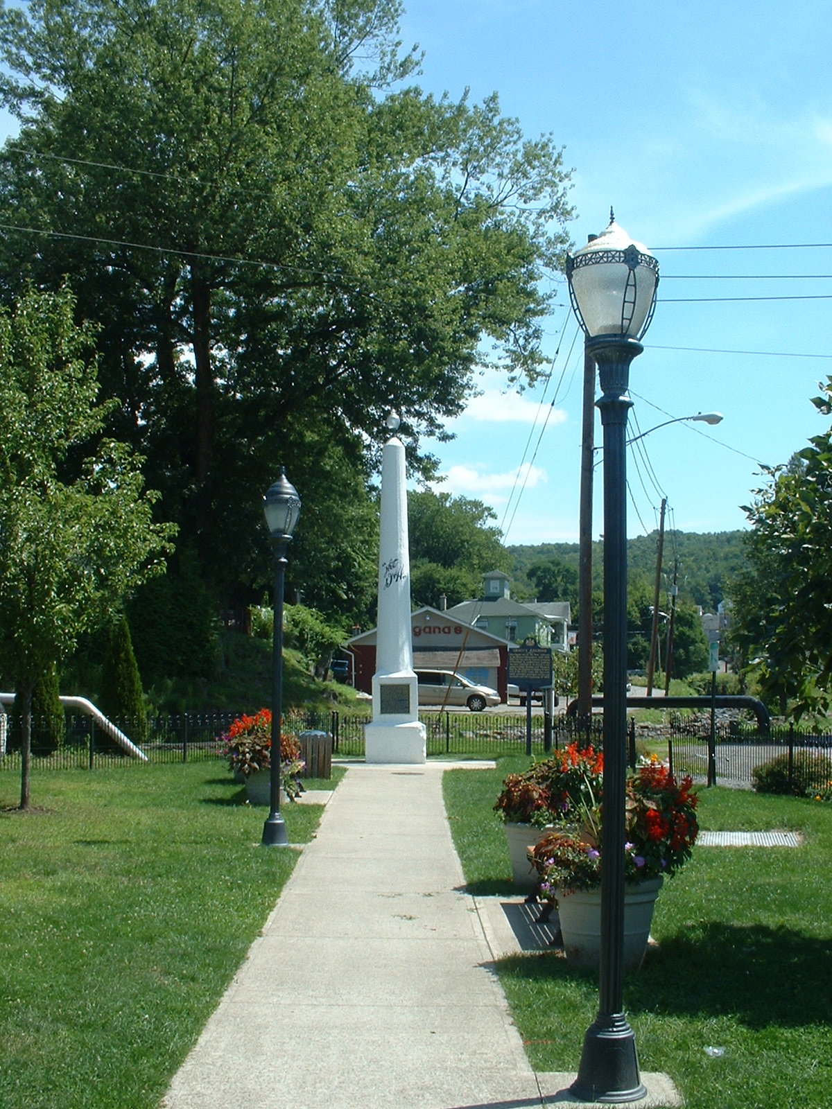 Frank's Place Carbondale Gravity Park