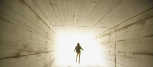 Poésie Maçonnique ... De l'autre côté dans Recherches & Reflexions Voir-la-mort-et-revenir_imagePanoramique500_220