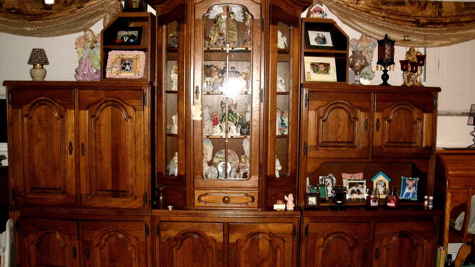 German Shrunk Wall Unit German Choices