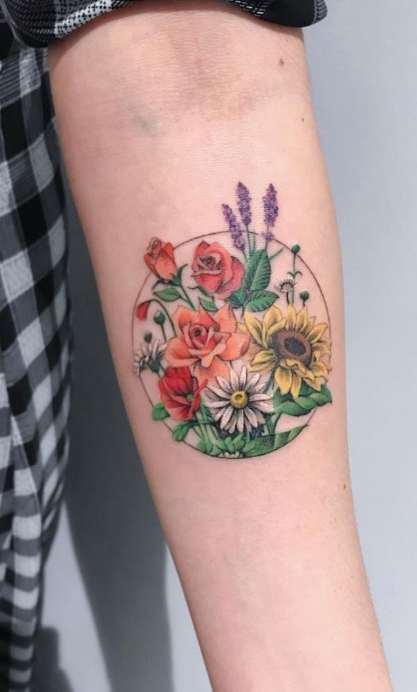 Tatuagens de flores para as mulheres Tatuagens de flores para as mulheres