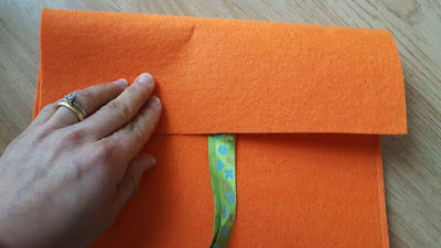 Felt envelope clutch with ribbon closure tutorial