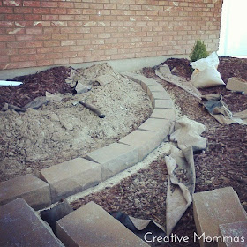 Creative Mommas: Curved Retaining Wall