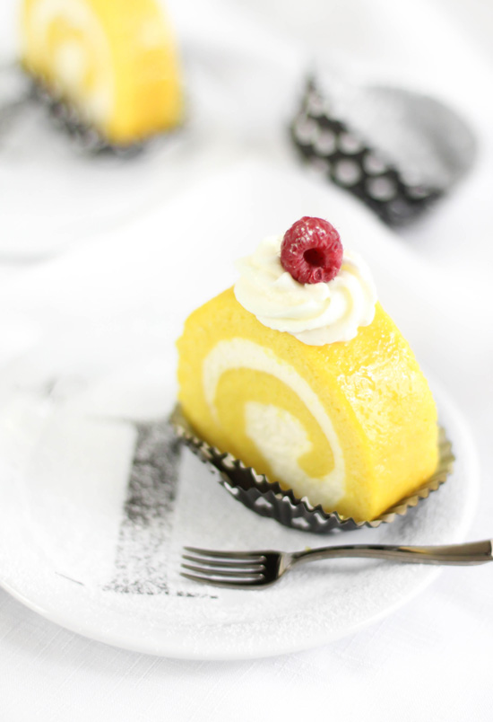 Lemon Roulade Cake Lemon Roulade Cake