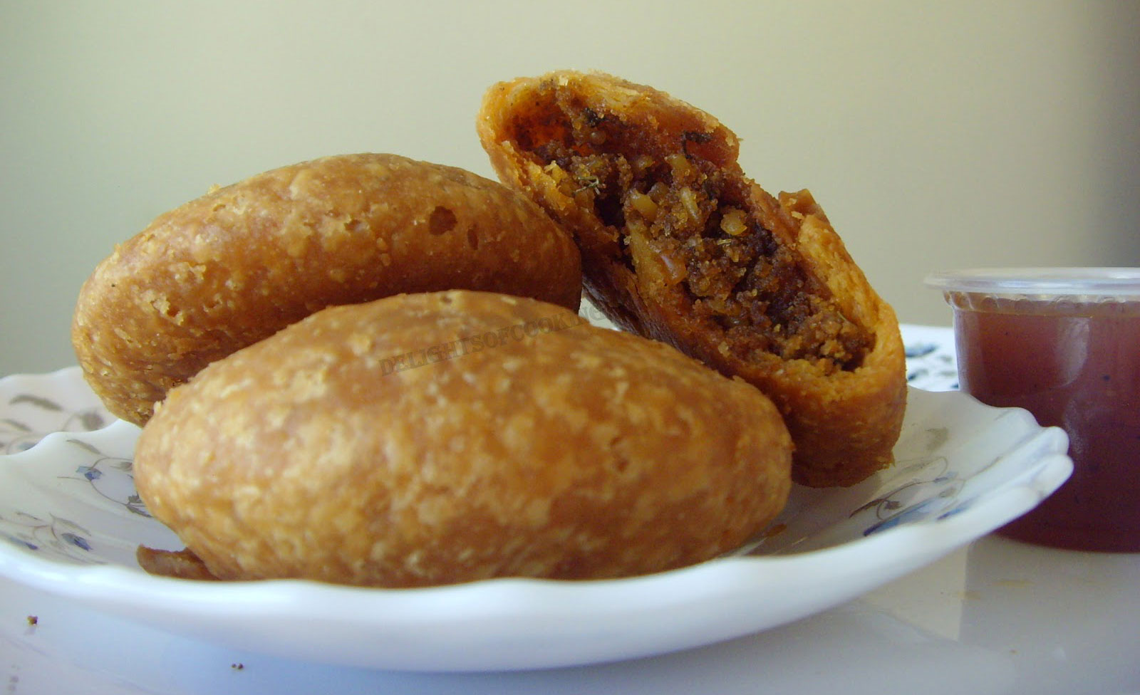 South Indian recipes Onion kachori How to make Pyaaj Ki Kachori