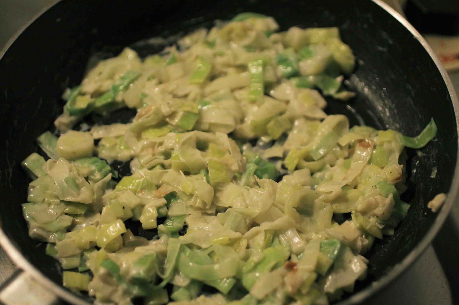 Camille en chocolat Fondue de poireau au roquefort