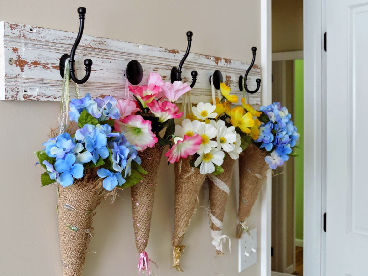 The Hanky Dress Lady: Spring Door Hangers