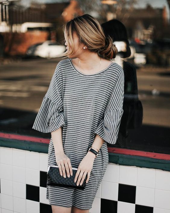 Street style | Loose sleeves on striped dress | Just a Pretty Style