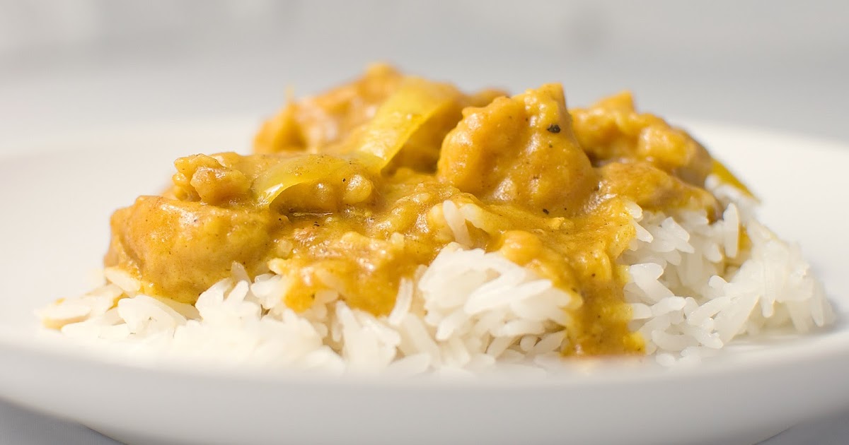 Карри с курицей и рисом полуфабрикат. Куриное филе карри. Рецепт курицы карри со сливками. Курочка карри с ананасом. Рецепт курицы карри со сливками.