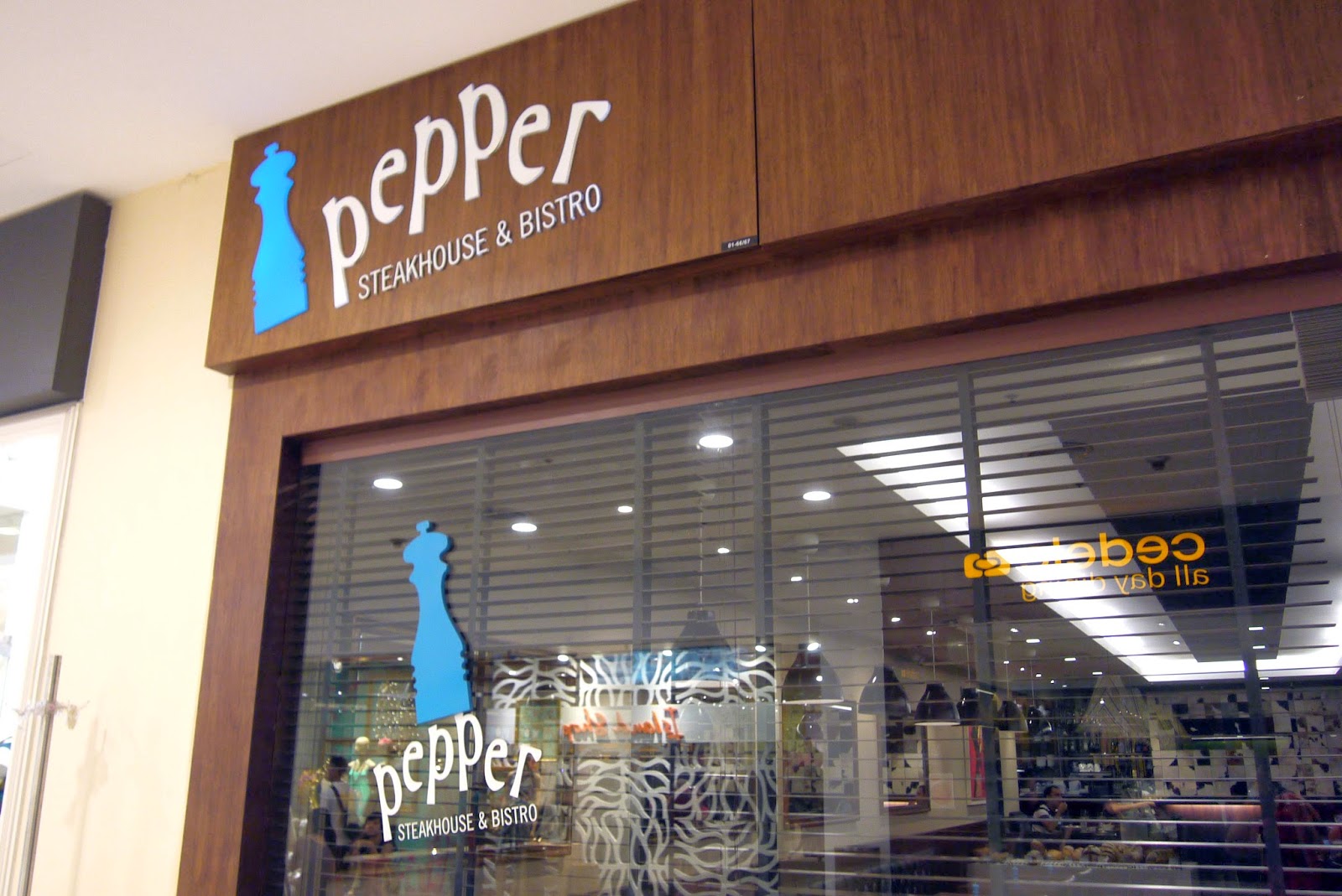 four legged foodies Pepper Steakhouse, Great World City