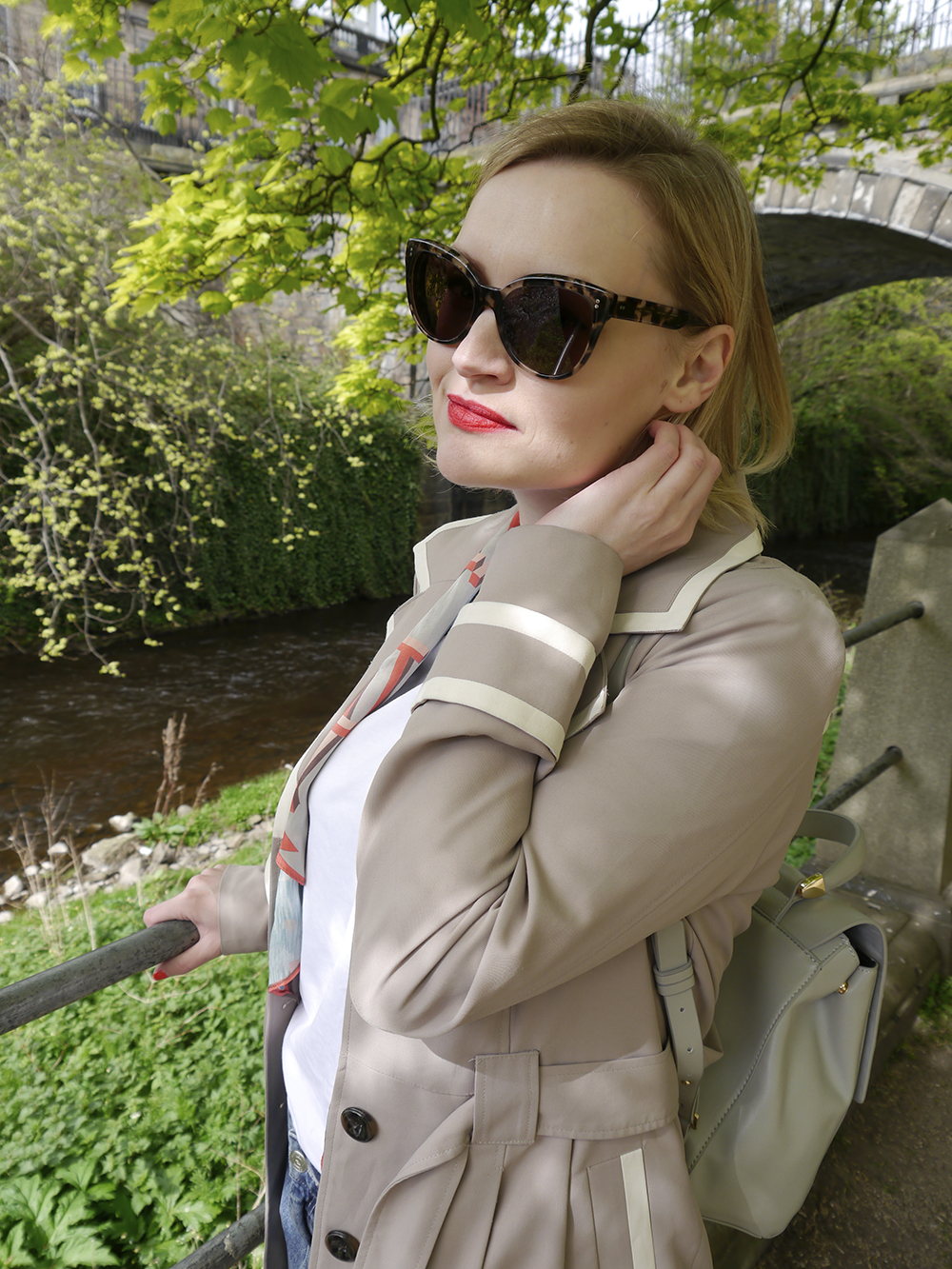 Scottish fashion blogger wears the latest IOLLA eyewear in Edinburgh IOLLA Swinton tortoise shell sunglasses, IOLLA glasses, photoshoot in Stockbridge, oversized tortoishell catseye sunglasses