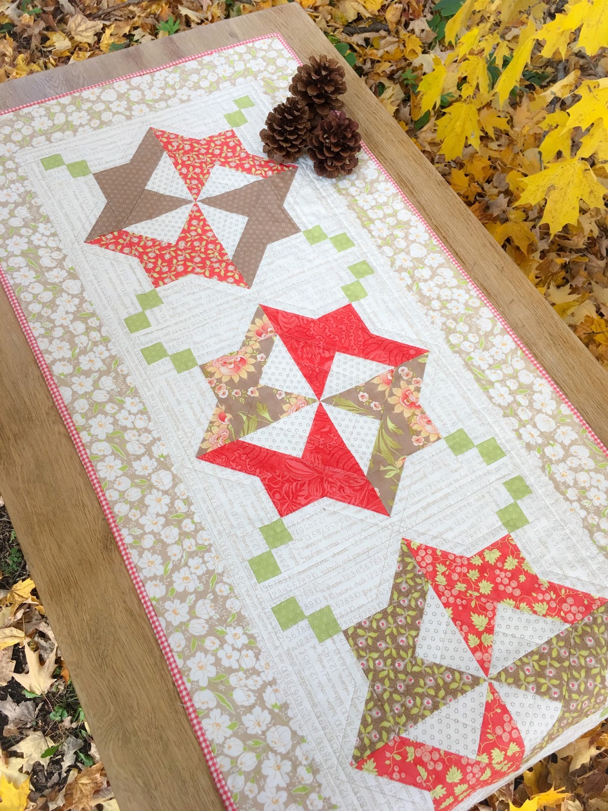 Carried Away Quilting Tablerunner Bliss Quilt Along Medallion Tablerunner