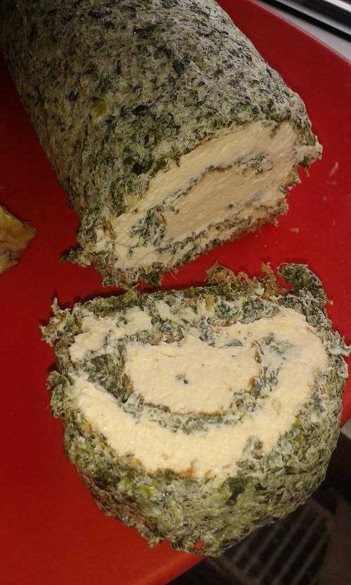 Rulada aperitiv cu spanac si crema de branza