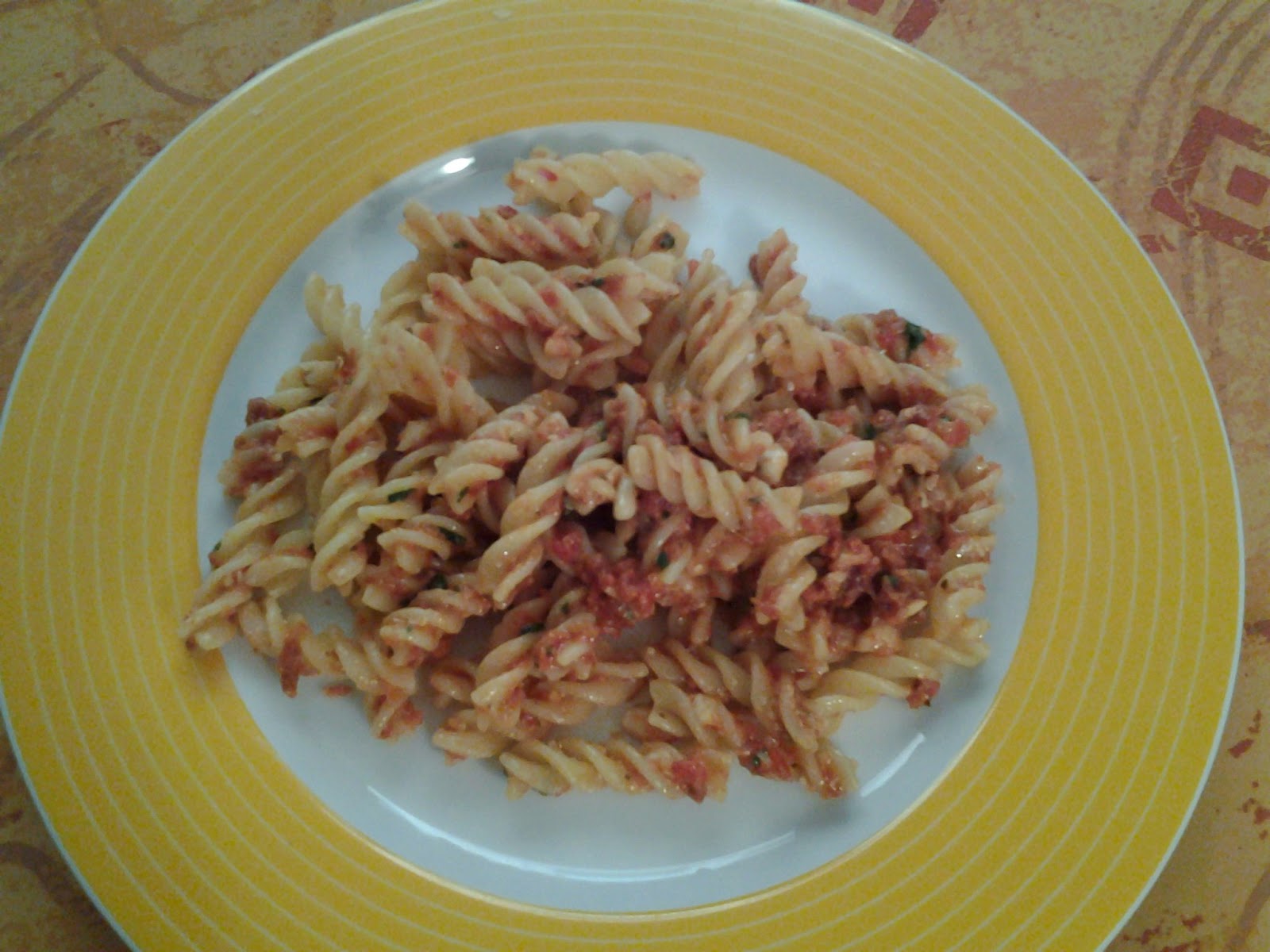 Non si sfugge alla propria nonna! Fusilli al pesto rosso da gara di