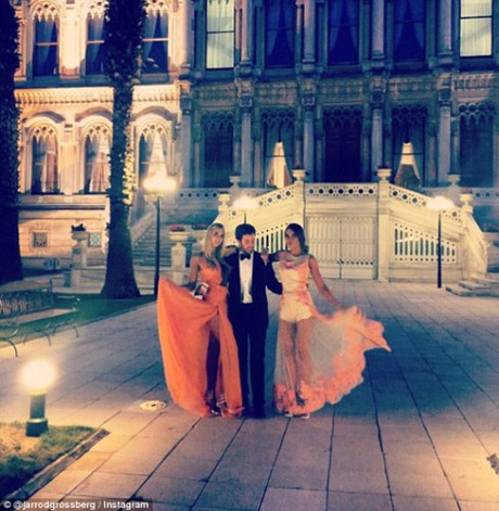 Ky nghi sang chanh cua hoi con nha giau khap nam chau - Anh 7