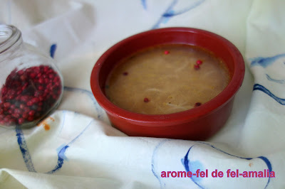 SUPA DE PUI CU TAIETEI DE CASA