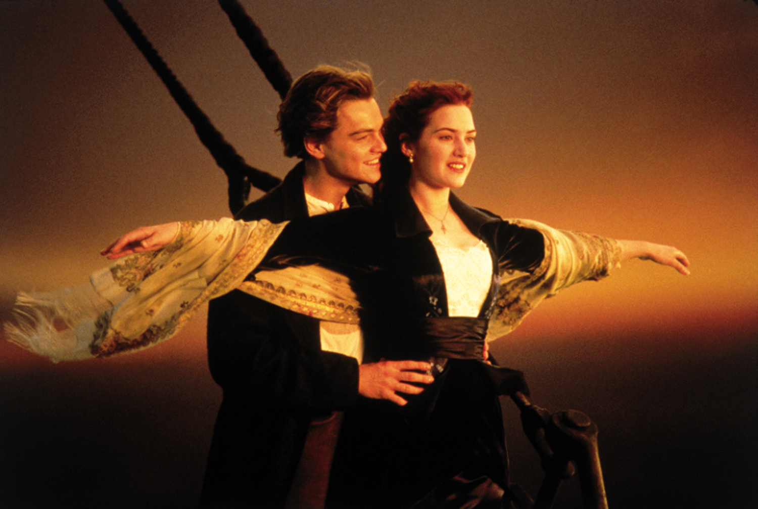 http://2.bp.blogspot.com/-rym5H4FhE00/TdWFZvrBJYI/AAAAAAAAAAM/egV792-DU4Q/s1600/Film-Titanic_Clar.jpg