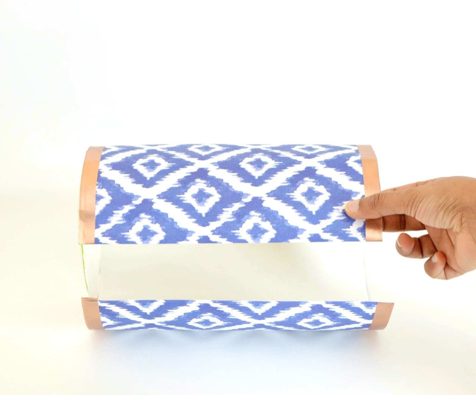Upcycle: Turn an Oatmeal Box Into a Pretty Ribbon Holder - Curbly