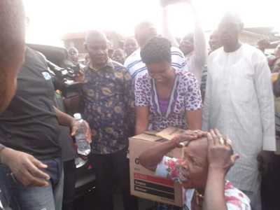 1a1 Fayose gifts an old woman a grinding machine while taking a walk in Ekiti (Photos)