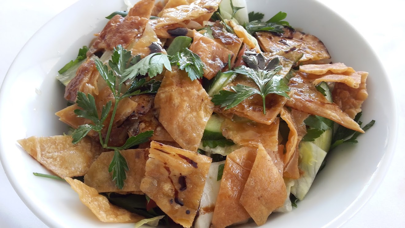 Fettuş Salatası Fettuş Salatası