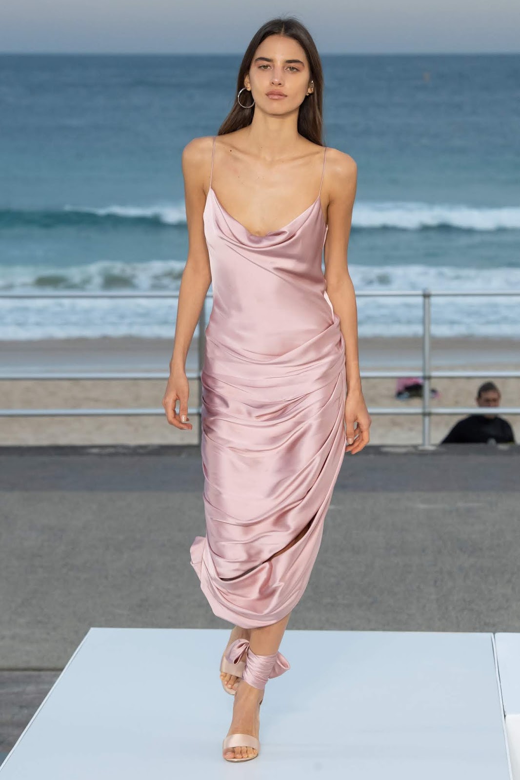 Resort GORGEOUS: JONATHAN SIMKHAI