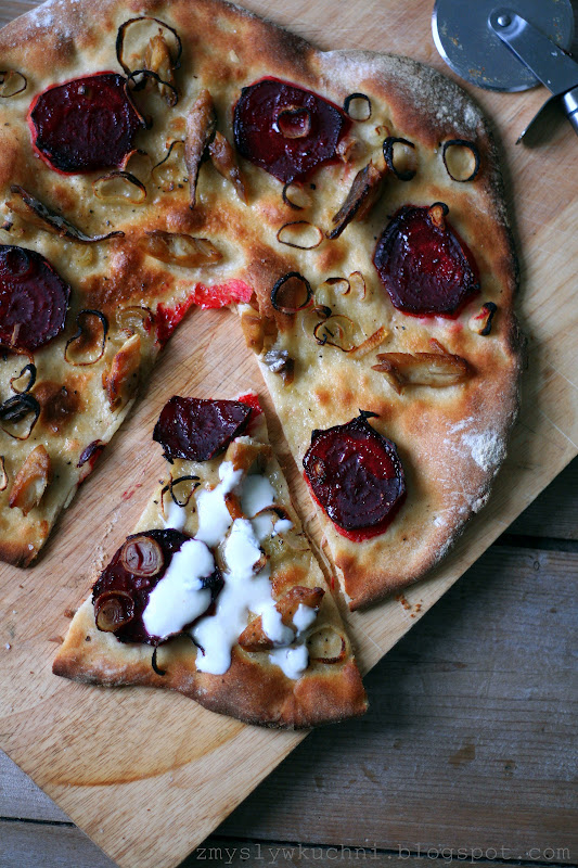 Senses in the kitchen Beetroot, smoked mackerel & horseradish pizza