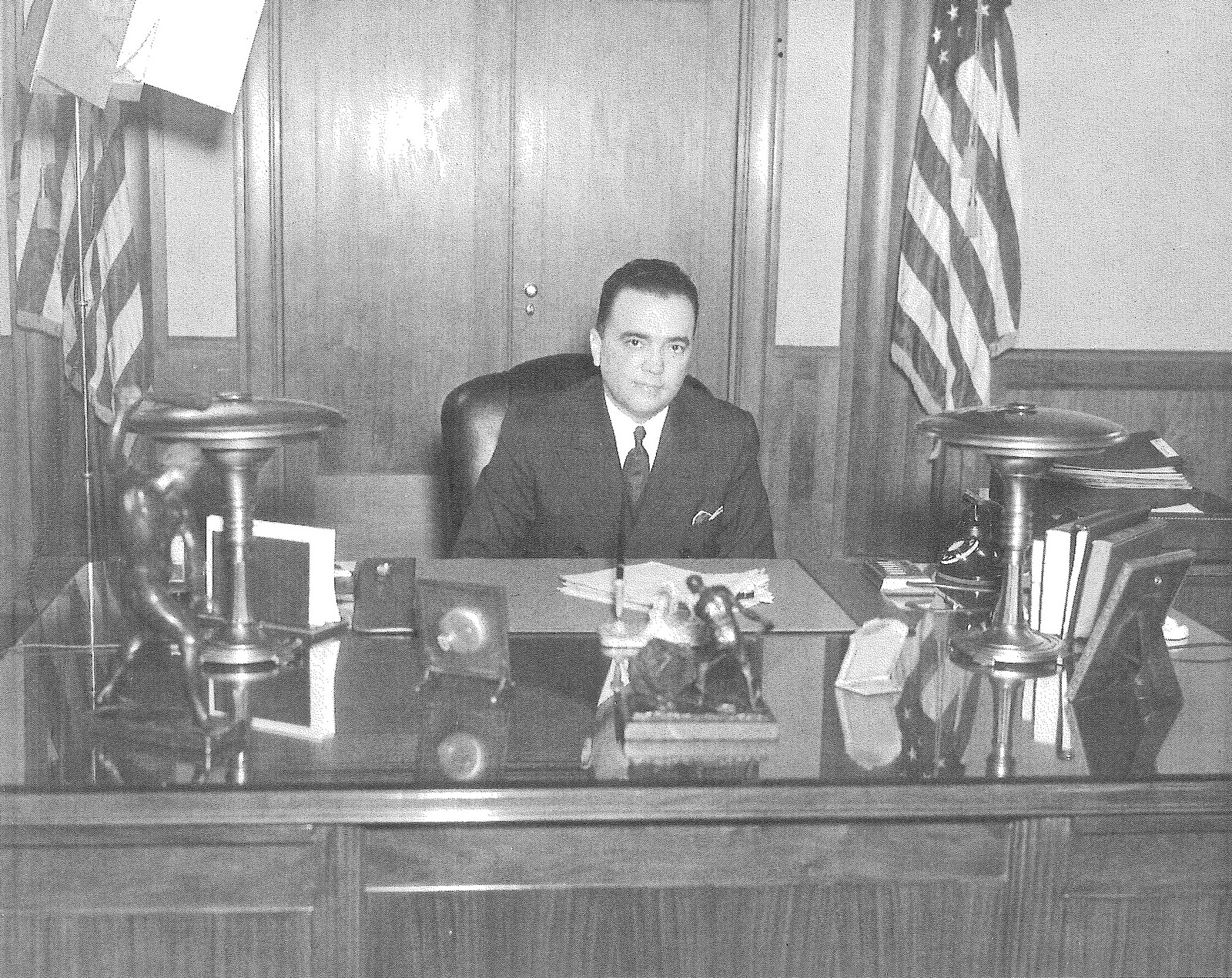 Viral History: More photos of J. Edgar Hoover in the 1930s
