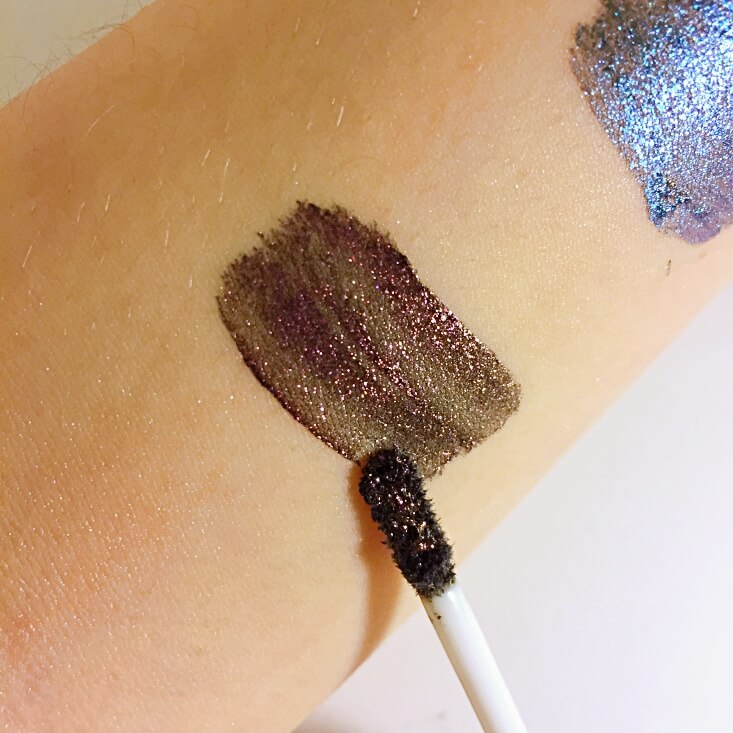 wet n wild megalast Liquid Catsuit Liquid Eyeshadow When Stars Align swatch wet n wild megalast Liquid Catsuit Liquid Eyeshadow When Stars Align swatch