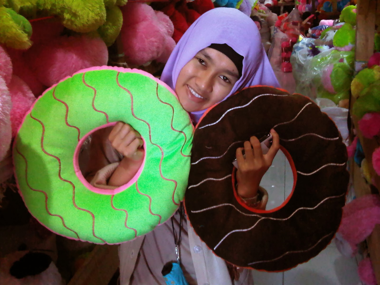 Siti Sodaqoh SHOP Januari 2014