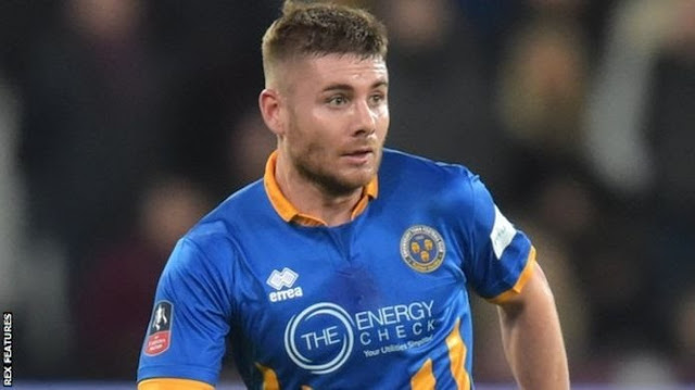 Joe Riley Weds And Signs For New Club On The Same Day Joe Riley Weds And Signs For New Club On The Same Day