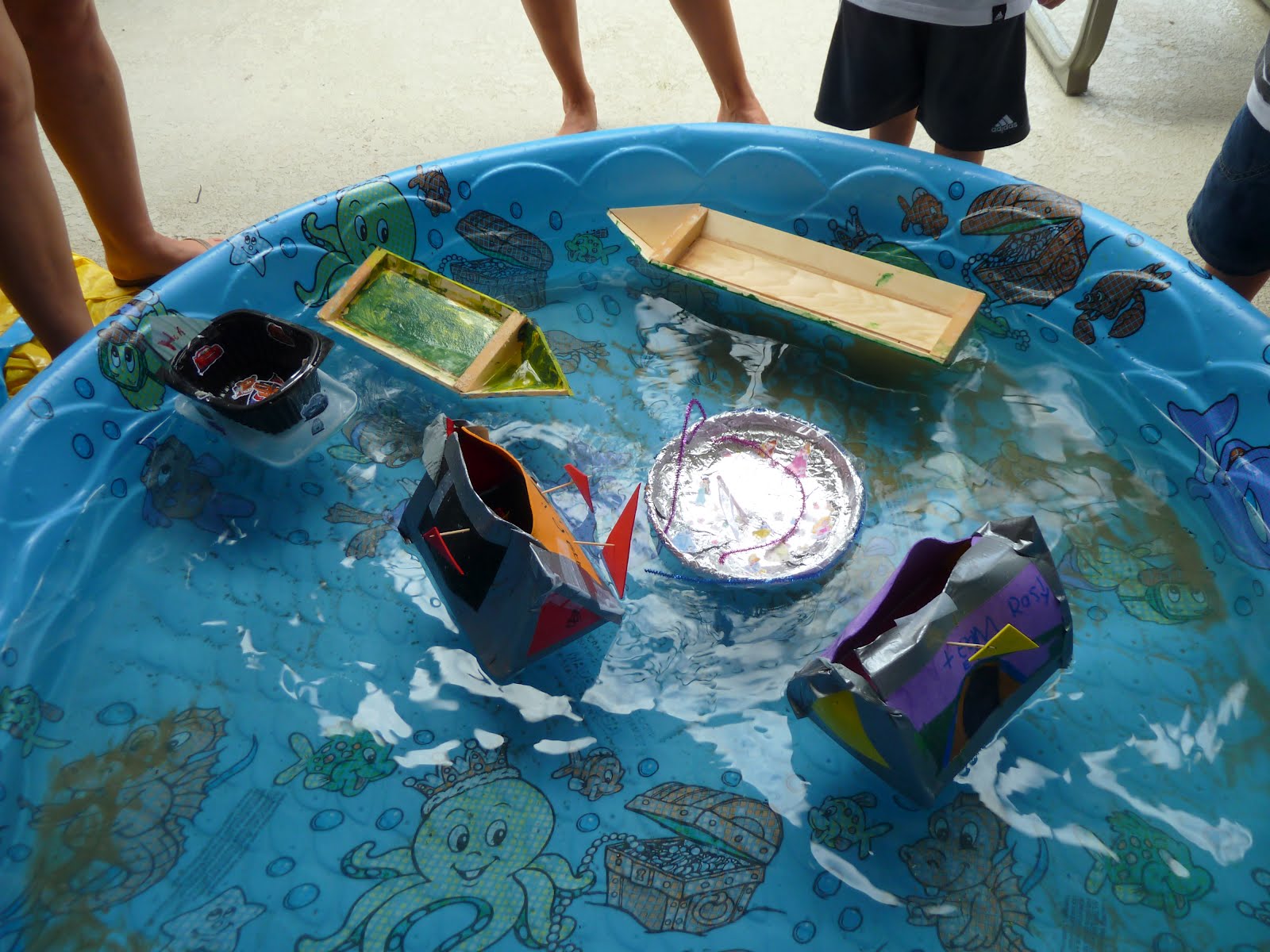 Teacher turned mommy... not as easy as it sounds! Sink and Float and