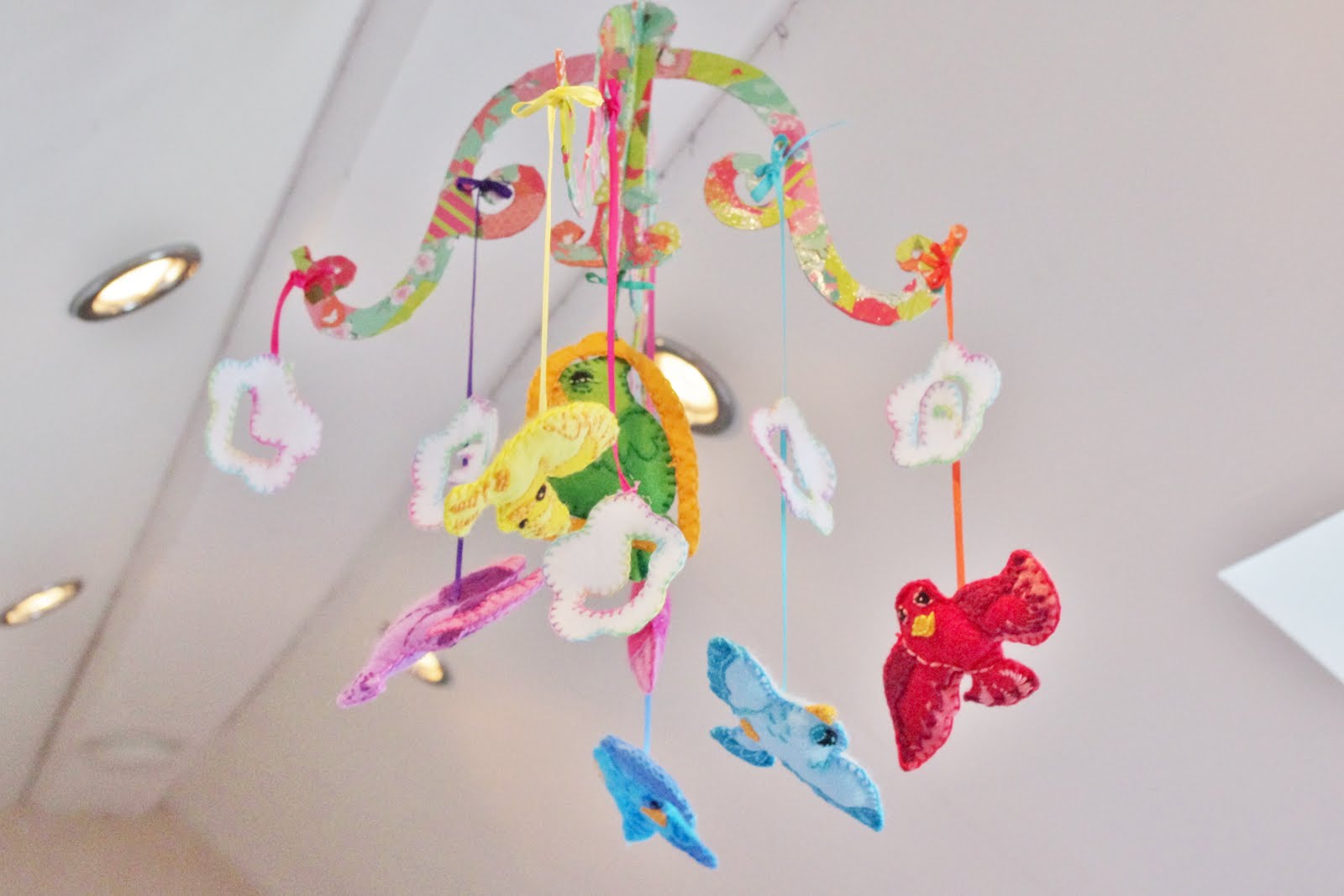 MKT Design Handmade in England how to make cot mobile