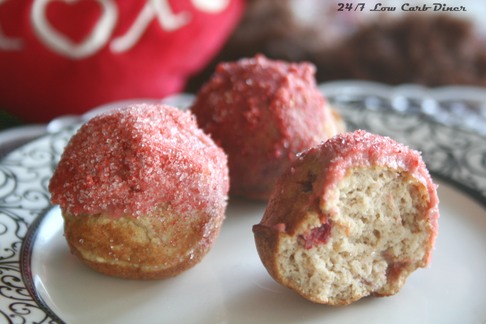 24/7 Low Carb Diner Strawberry Cake Bites for My Sweetheart